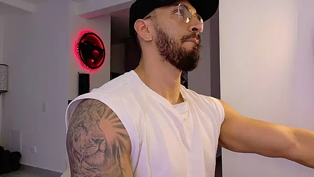 tony muscle online show from December 1, 10:35 pm