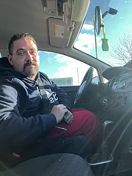 Snapshot of Tipute1987 chatting on December 19, 6:01 pm Tipute1987 online show from December 19, 6:01 pm