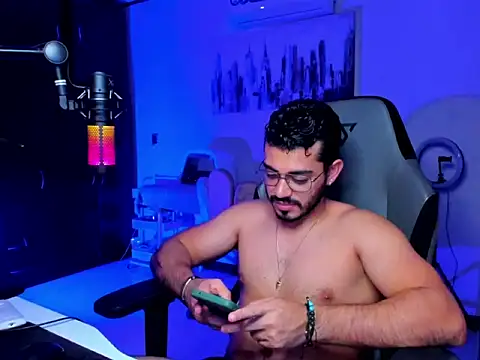 BrunoD31 online show from February 7, 5:03 am