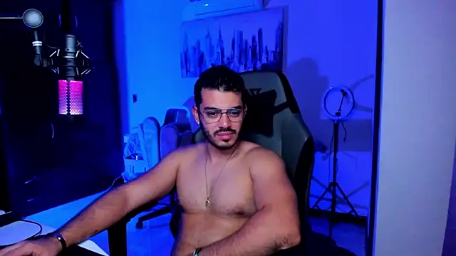 BrunoD31 online show from November 19, 5:18 am