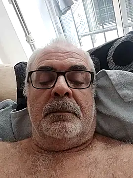 Snapshot of Satiro_Sevilla chatting on September 8, 6:18 pm Satiro Sevilla online show from September 8, 6:18 pm