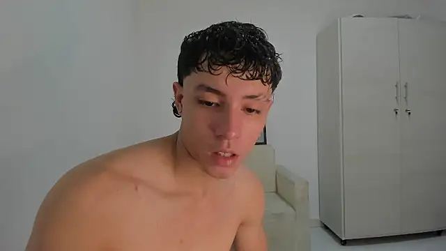 enzo sloran online show from February 20, 4:31 pm