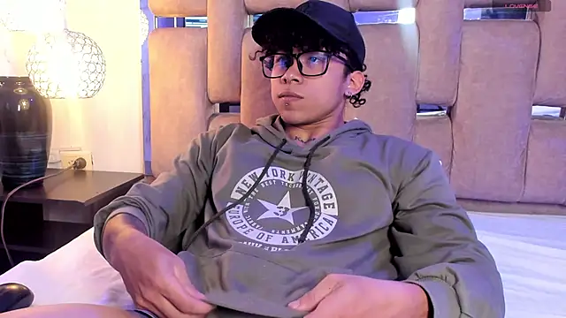 AkazaBoy  online show from February 23, 4:36 am