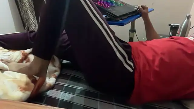 sexyboy09 online show from October 29, 7:39 pm