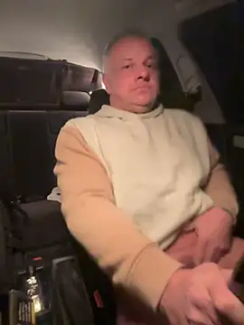 Snapshot of JakubW79 chatting on December 28, 2:01 am JakubW79 online show from December 28, 2:01 am