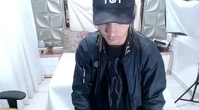 georgie latin99 online show from March 14, 1:02 pm