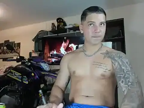 paul luis online show from April 21, 1:42 am