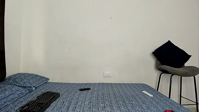 evanscollins online show from December 14, 9:33 pm