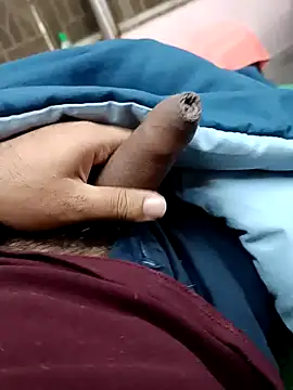 Snapshot of PatelBond chatting on January 3, 2:54 am PatelBond online show from January 3, 2:54 am