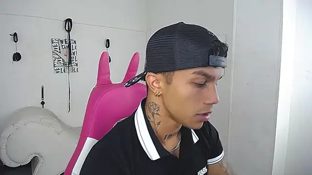 Leonard Price online show from February 9, 2:22 pm