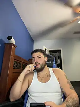 Snapshot of MasterKvn chatting on January 14, 1:15 am MasterKvn online show from January 14, 1:15 am