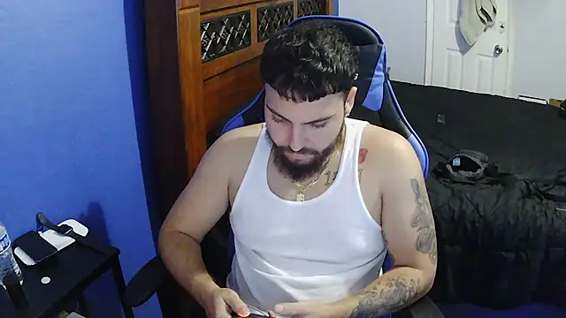 Snapshot of MasterKvn chatting on March 21, 10:06 am MasterKvn online show from March 21, 10:06 am