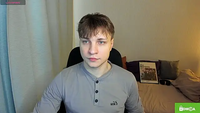 handsome guy01 online show from February 15, 2:14 pm