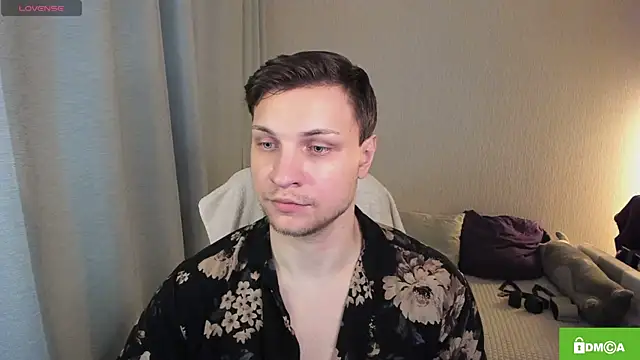 handsome guy01 online show from July 14, 12:23 am