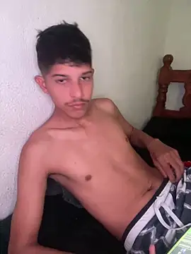 LiamGadiell online show from April 12, 4:30 pm