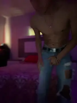 oiram27 online show from April 9, 9:43 pm