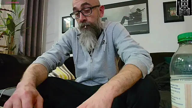 Kingsscepter online show from February 27, 9:25 pm