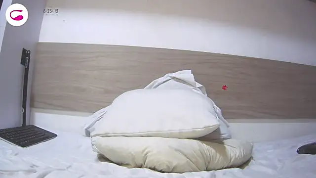 bruce bigg online show from October 7, 11:36 am