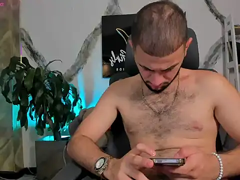 MaximusDick1  online show from February 3, 6:22 am