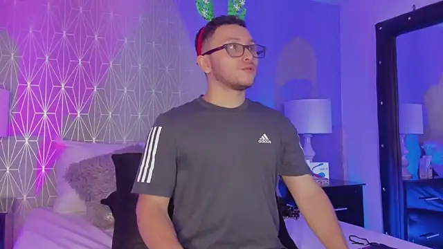 RicharKeat online show from December 20, 2:52 am