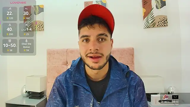 Snapshot of Amadeo_Wild chatting on September 29, 2:46 pm Amadeo Wild online show from September 29, 2:46 pm