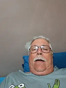 NawtyB1965 online show from October 7, 3:32 am