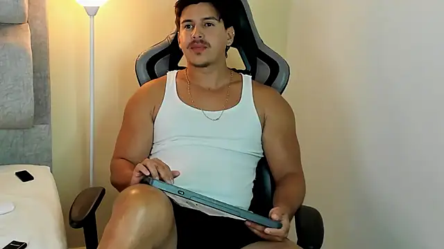 victor vixen online show from April 21, 7:31 pm