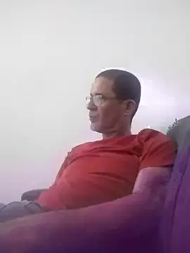 Snapshot of barboza991 chatting on February 18, 3:32 pm barboza991 online show from February 18, 3:32 pm