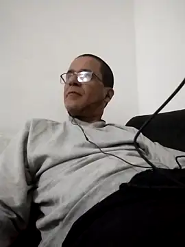 Snapshot of barboza991 chatting on September 13, 1:06 am barboza991 online show from September 13, 1:06 am