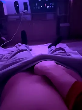 petibacsi96 online show from February 23, 8:53 pm