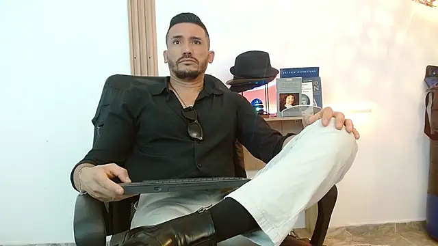 Reiko 85  online show from November 24, 3:02 pm