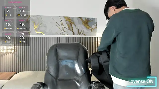 Dyla n18 online show from April 10, 8:49 pm