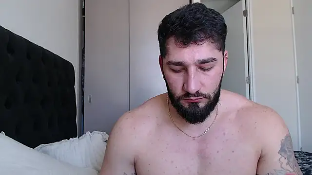 Snapshot of jonhklleyn chatting on September 12, 6:30 pm jonhklleyn online show from September 12, 6:30 pm