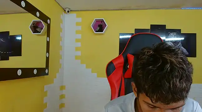 mau elixxx online show from February 4, 3:11 am