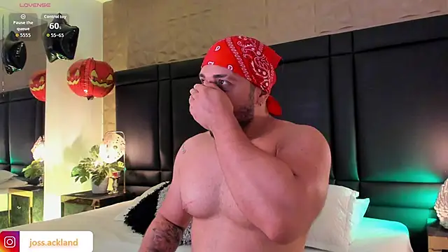 JossAckland online show from October 30, 7:59 pm