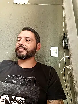 P4uzud4O online show from April 11, 4:10 pm