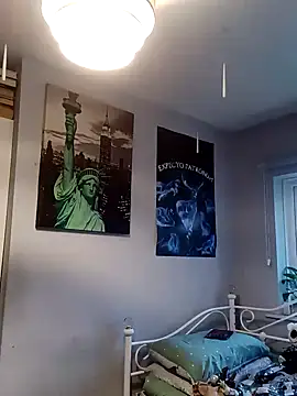 ArcanceTheo82 online show from December 5, 1:17 pm