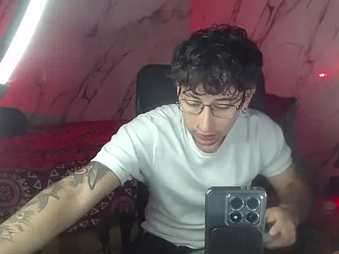 Dereck Dickson online show from February 22, 2:57 am