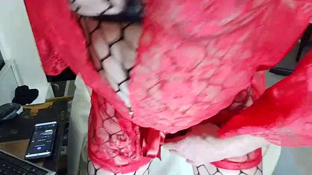 grossecoch online show from March 26, 4:33 pm