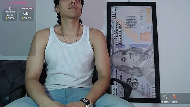 Snapshot of angelbianchii chatting on January 7, 6:45 pm angelbianchii online show from January 7, 6:45 pm