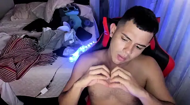 PipeRodriguez  online show from February 15, 10:22 pm