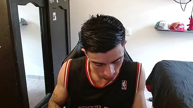 kv   xxx  online show from November 6, 5:16 pm