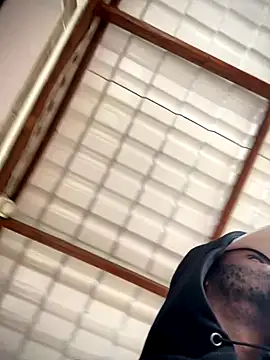 ElNegroRony online show from November 8, 7:17 pm