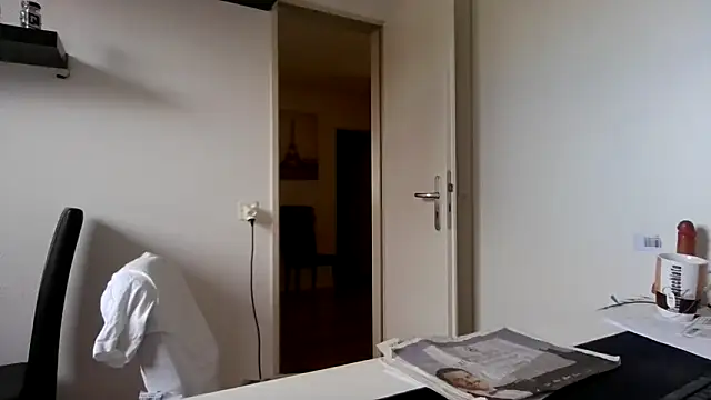 alpha-hunk online show from April 3, 3:20 pm