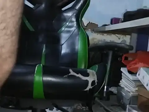 Dark-Side18B online show from November 19, 4:34 am