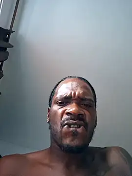 Snapshot of pikolo97 chatting on October 22, 10:19 am pikolo97 online show from October 22, 10:19 am