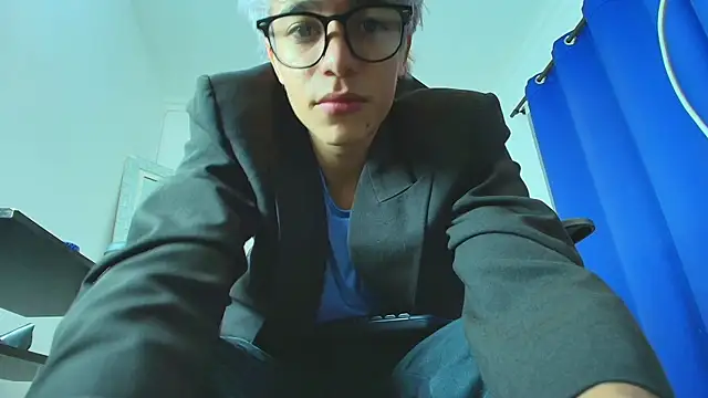 Zacktk7 online show from March 6, 6:30 am