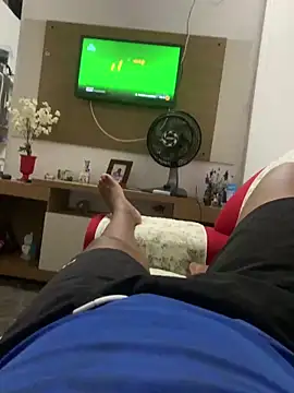 Snapshot of GordoSafadinho chatting on January 11, 2:41 am GordoSafadinho online show from January 11, 2:41 am