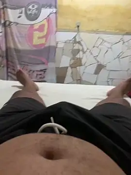 Snapshot of GordoSafadinho chatting on February 25, 12:03 am GordoSafadinho online show from February 25, 12:03 am