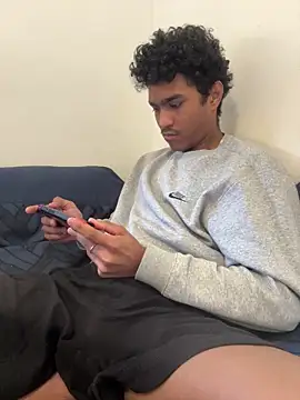 Ryan-hot online show from February 28, 3:00 pm